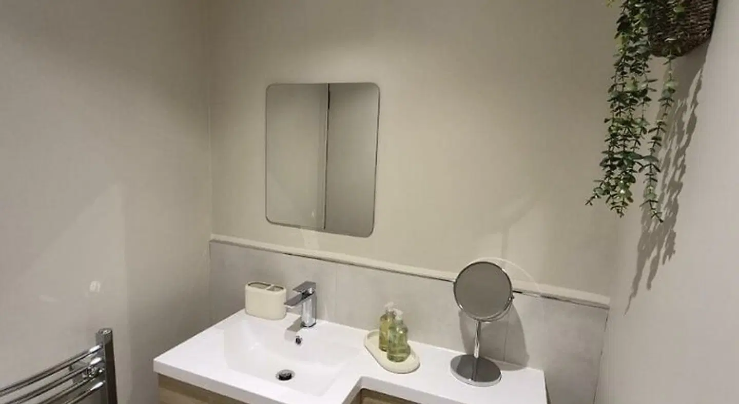 Clarke Cottage Guest House Badezimmer