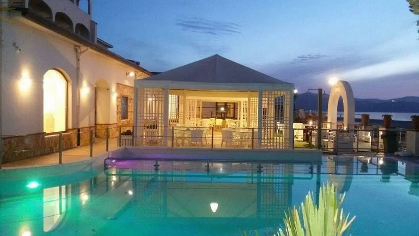 Sait Hotel OUTDOOR_POOL
