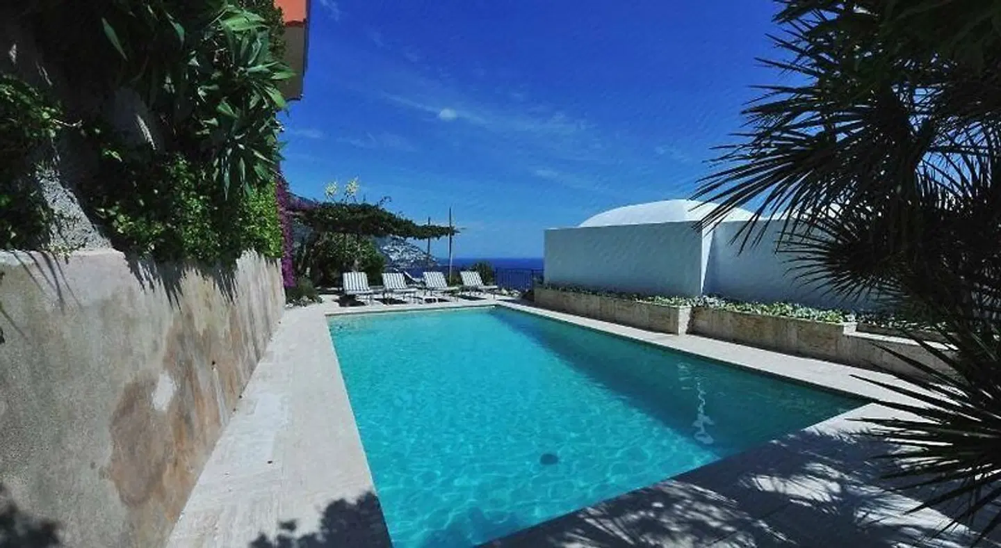 Villa Magia OUTDOOR_POOL