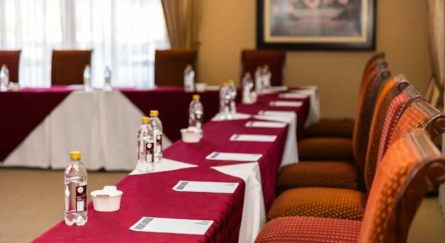 Anta Boga Hotel Konferenz