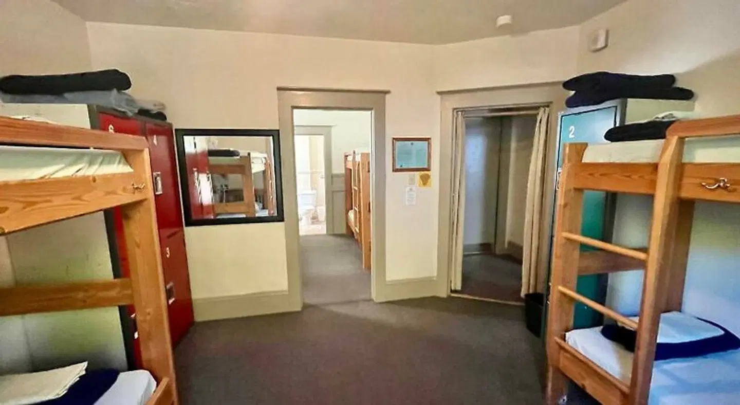 HI - Portland Northwest Hostel ROOM_EXAMPLE