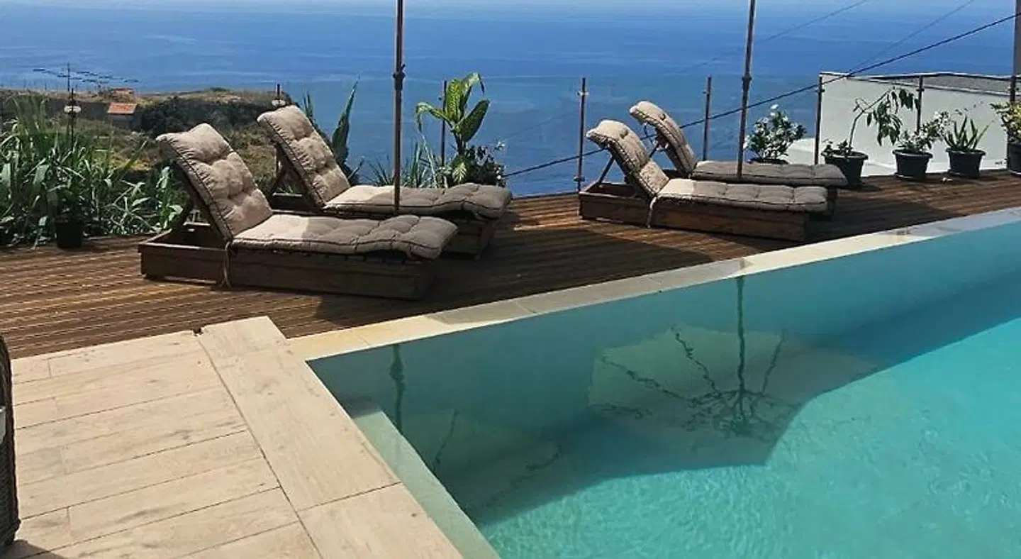 Les Terrasses Suites OUTDOOR_POOL