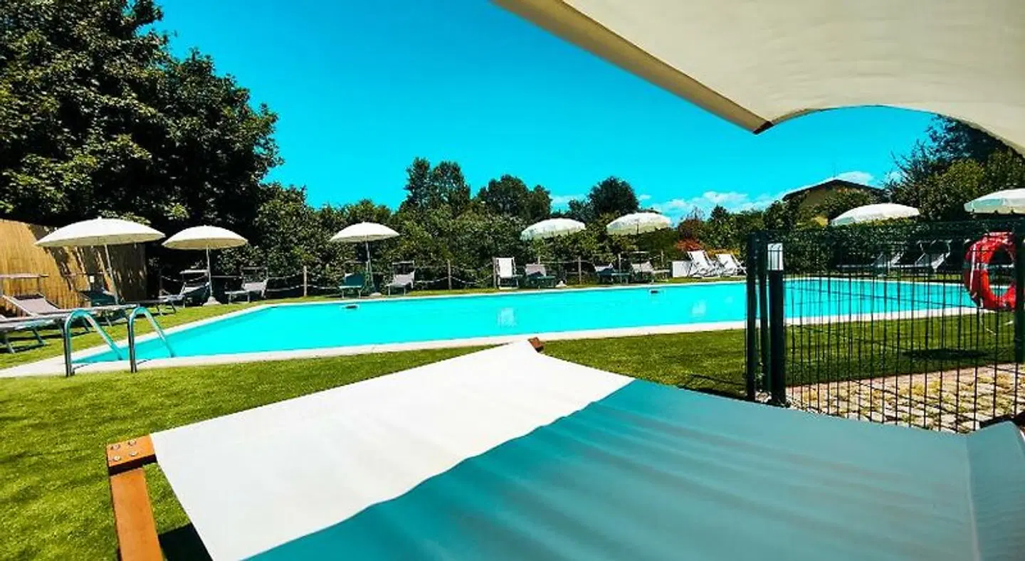 Hotel Tenesi OUTDOOR_POOL