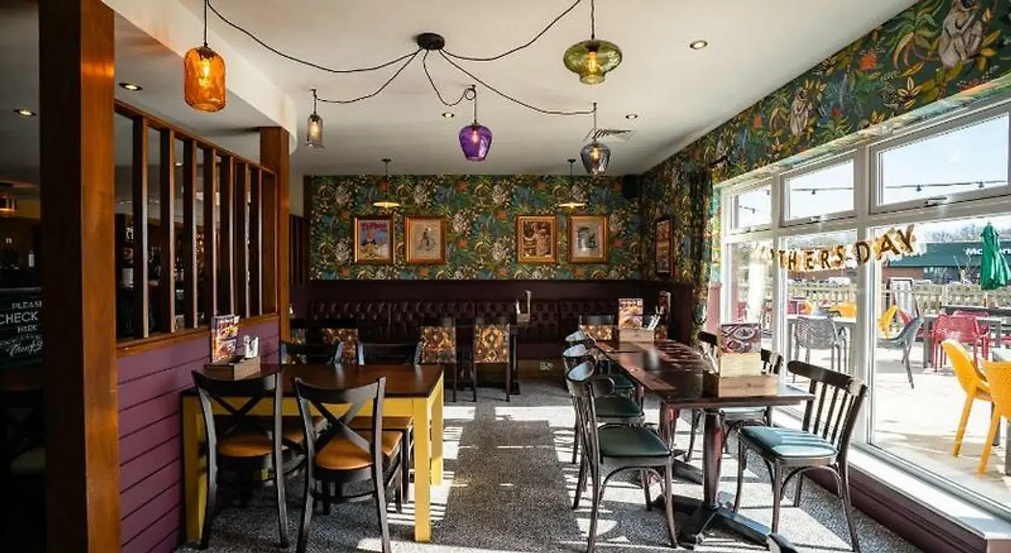 Smugglers Cove Restaurant