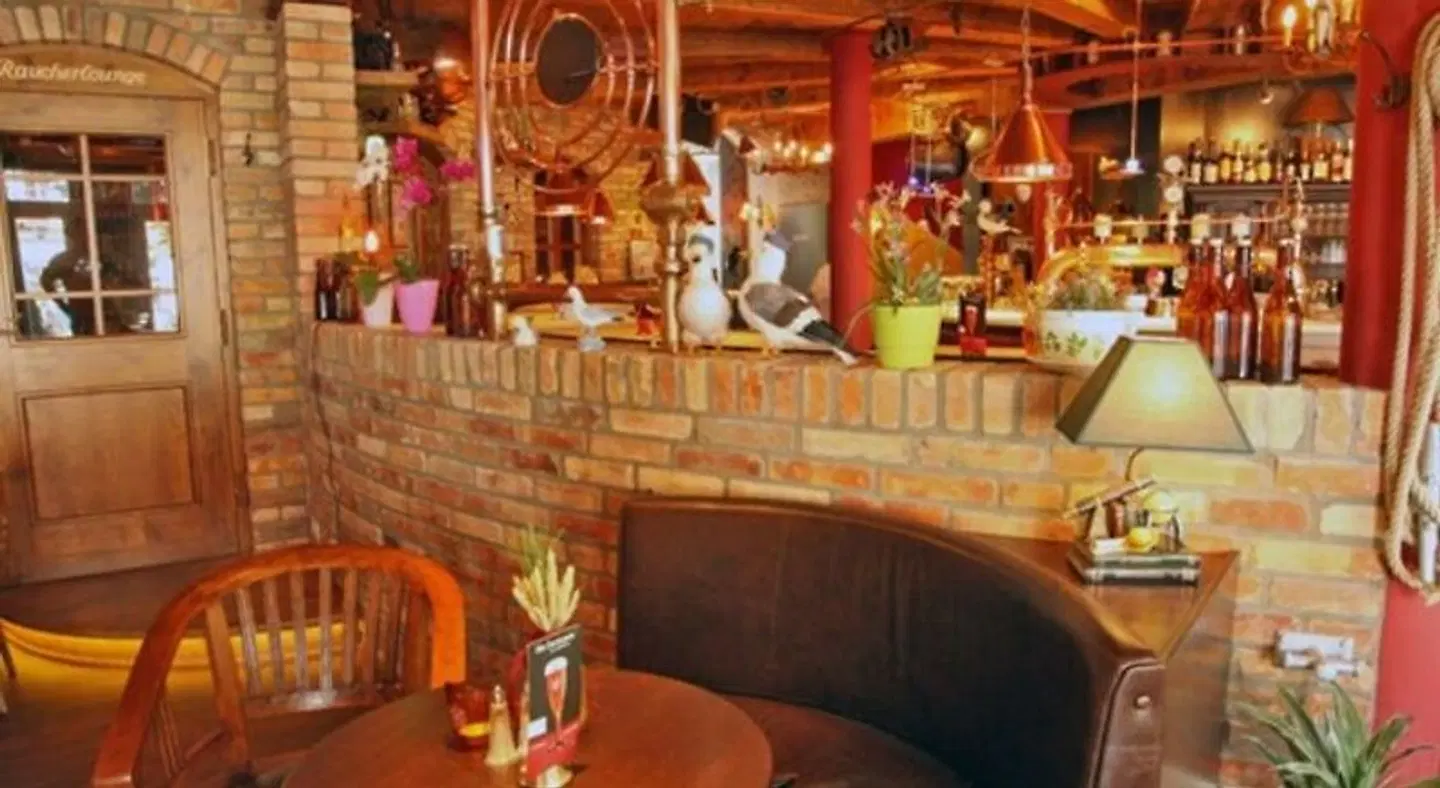 Ratskeller Waren Bar
