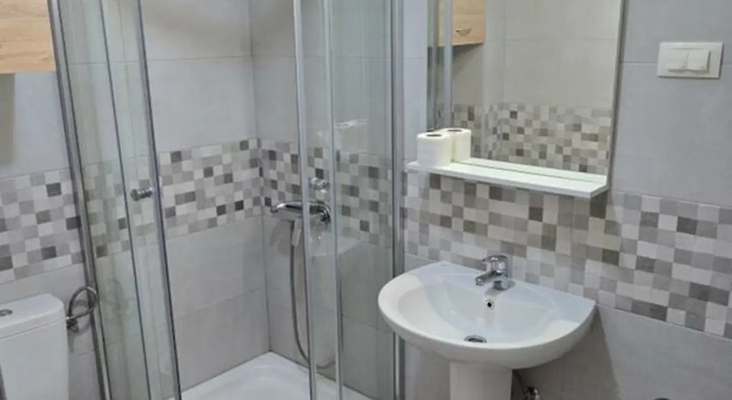 Garni Hotel Koral Badezimmer