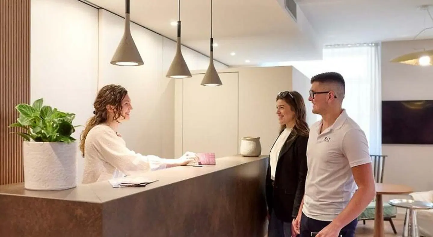 Hotel Centrale PEOPLE