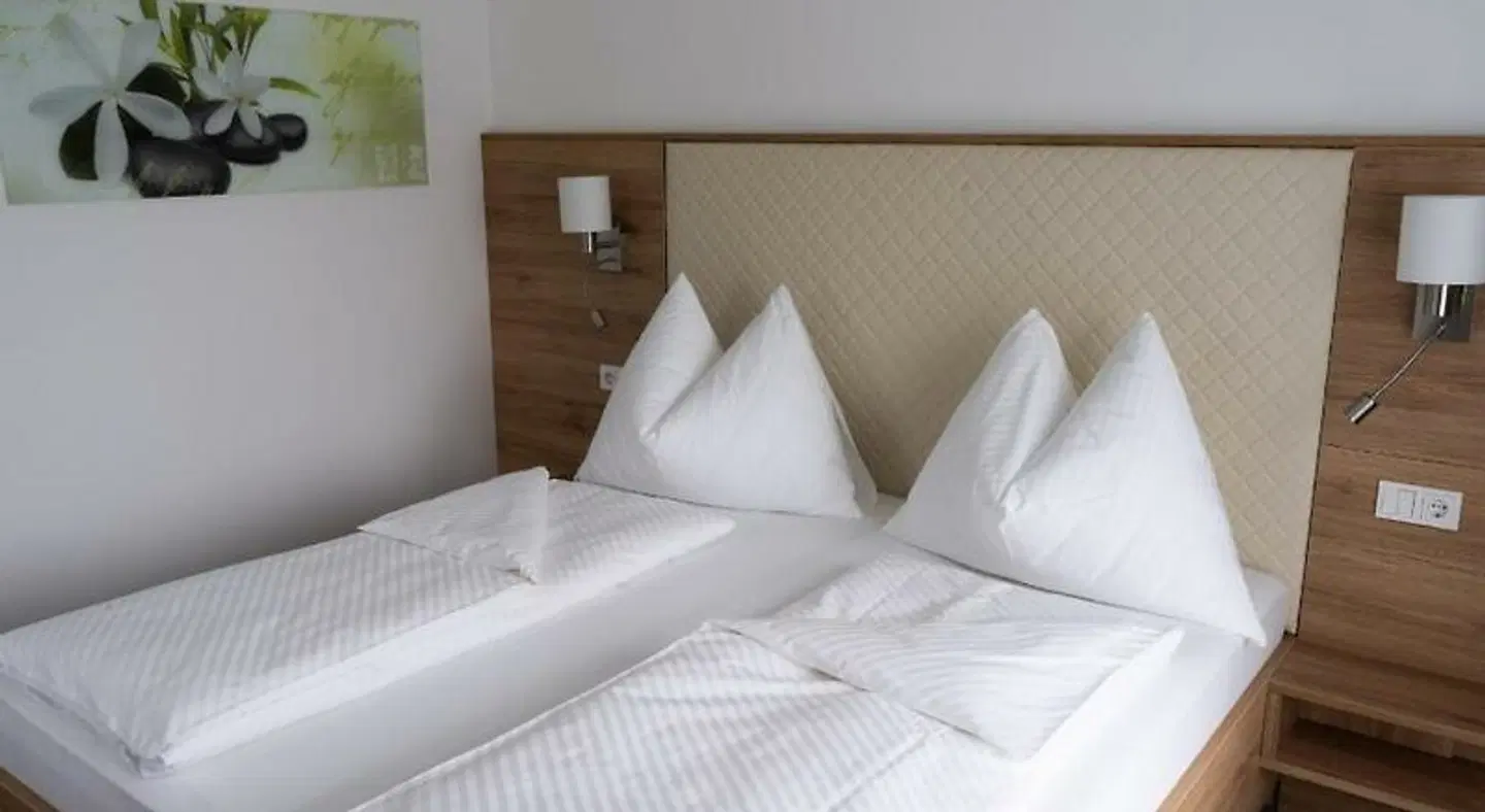 Pension Strobl ROOM_EXAMPLE