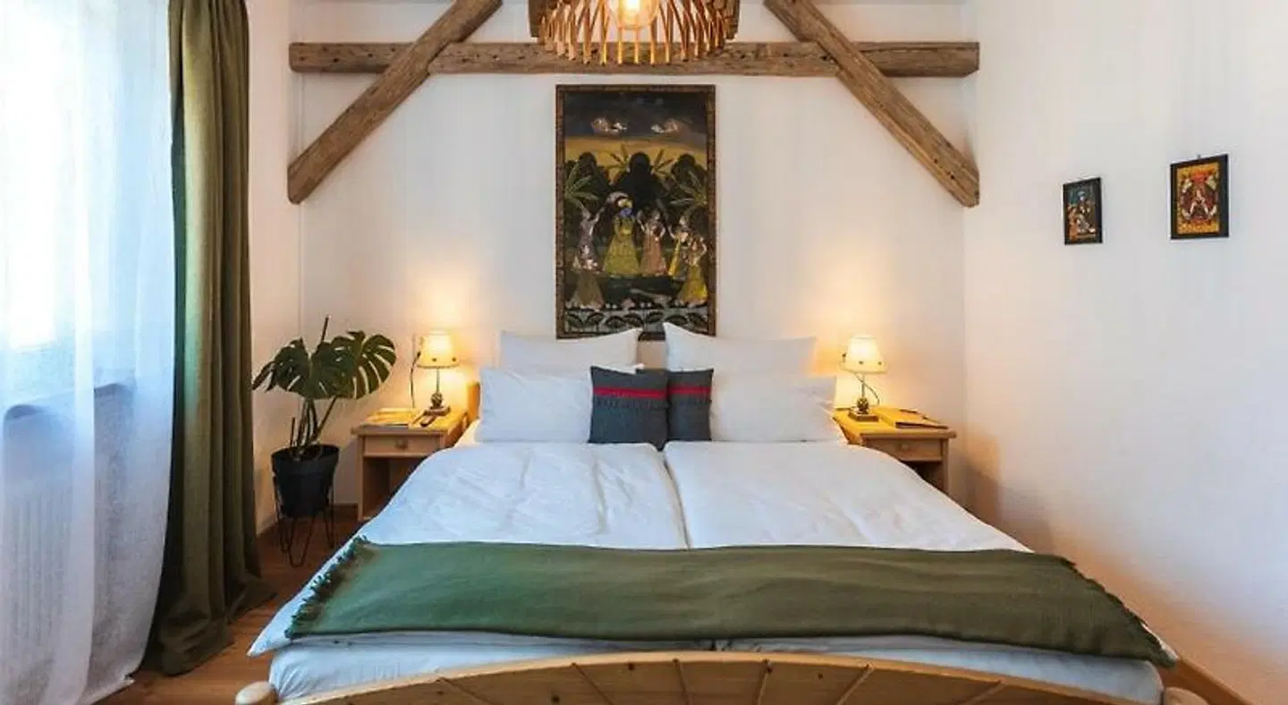 Halali ROOM_EXAMPLE