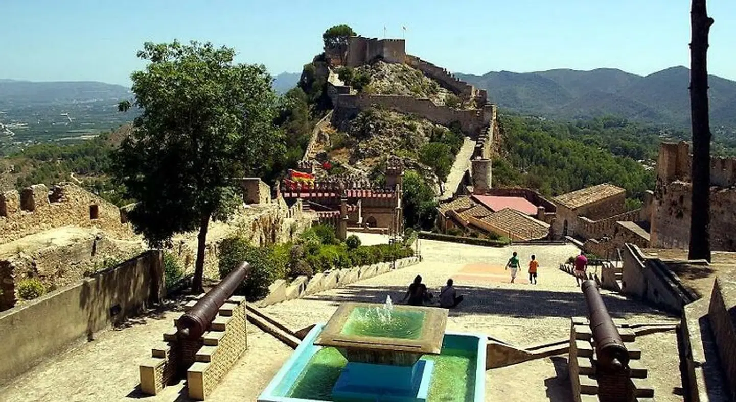 Casa Camino al Castillo LANDSCAPE