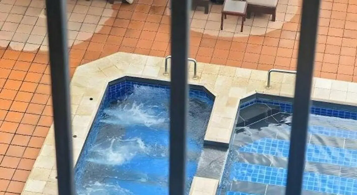 Savotel OUTDOOR_POOL