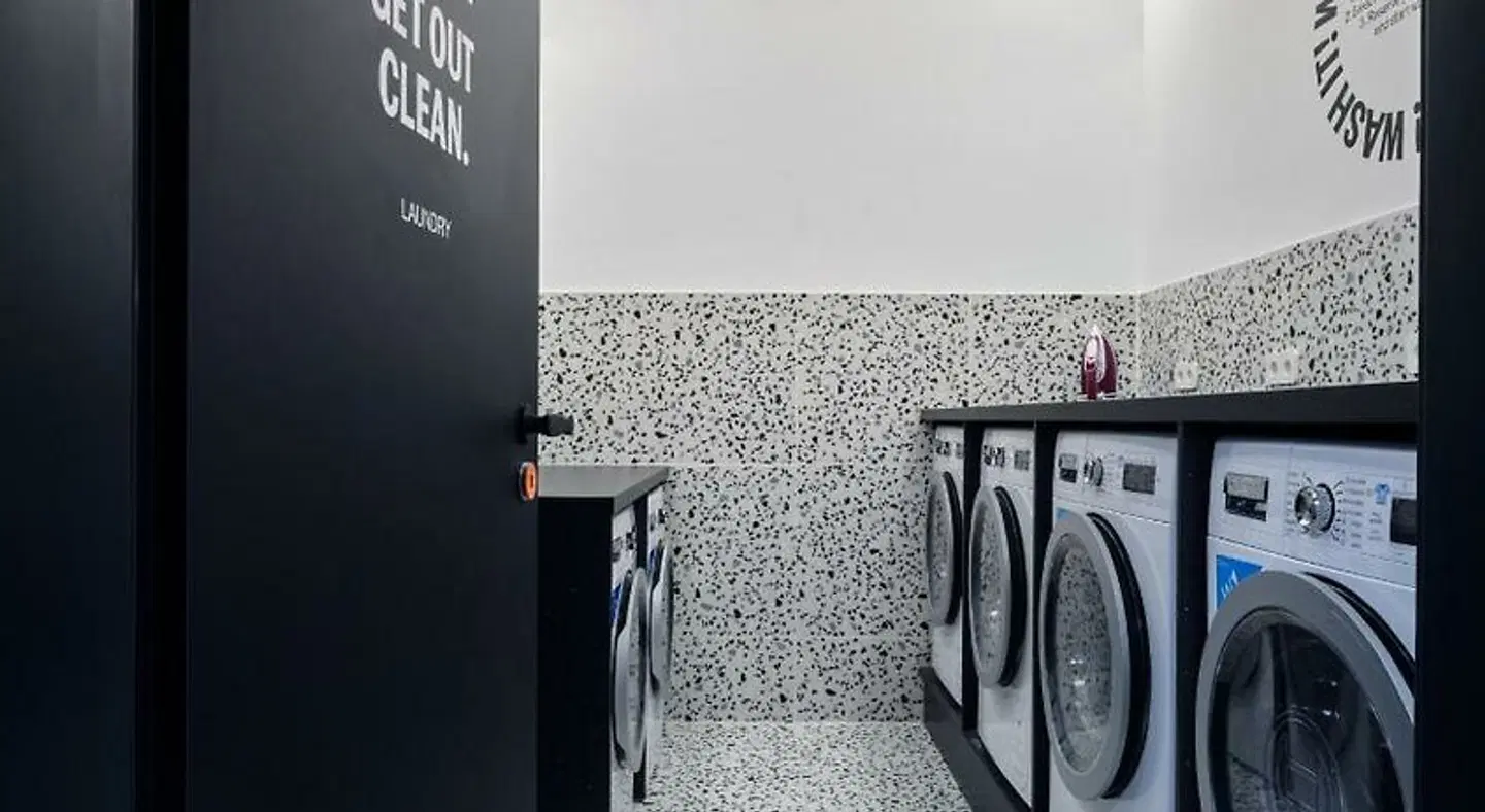STAYERY Frankfurt Sachsenhausen Badezimmer