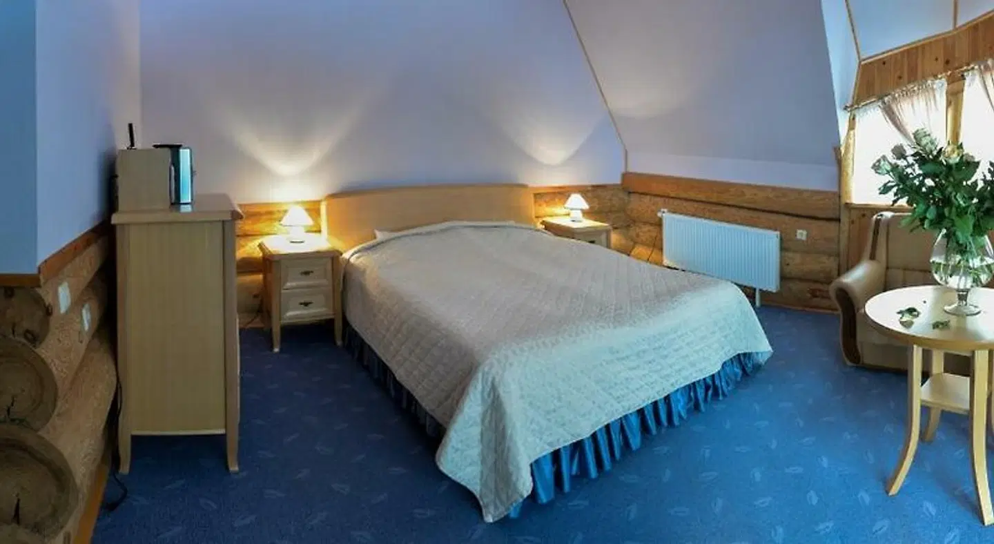 Turaidas zieds ROOM_EXAMPLE