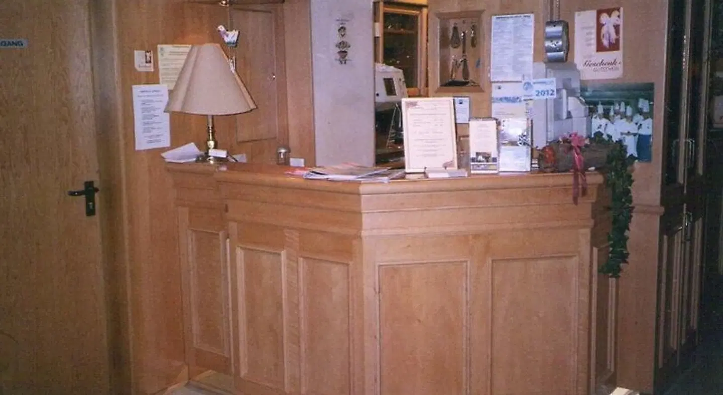 Zum Rothenberg LOUNGE_LOBBY