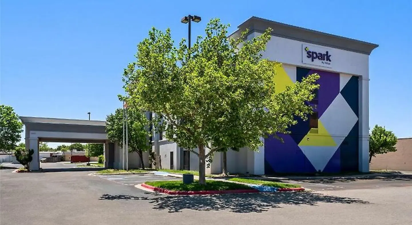 Spark by Hilton Amarillo West Medical Center EXTERIOR