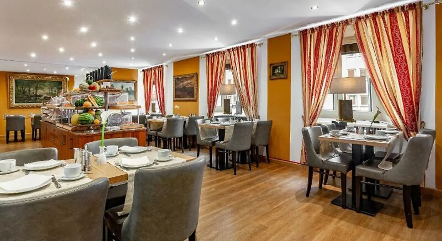 Burgschmiet Restaurant