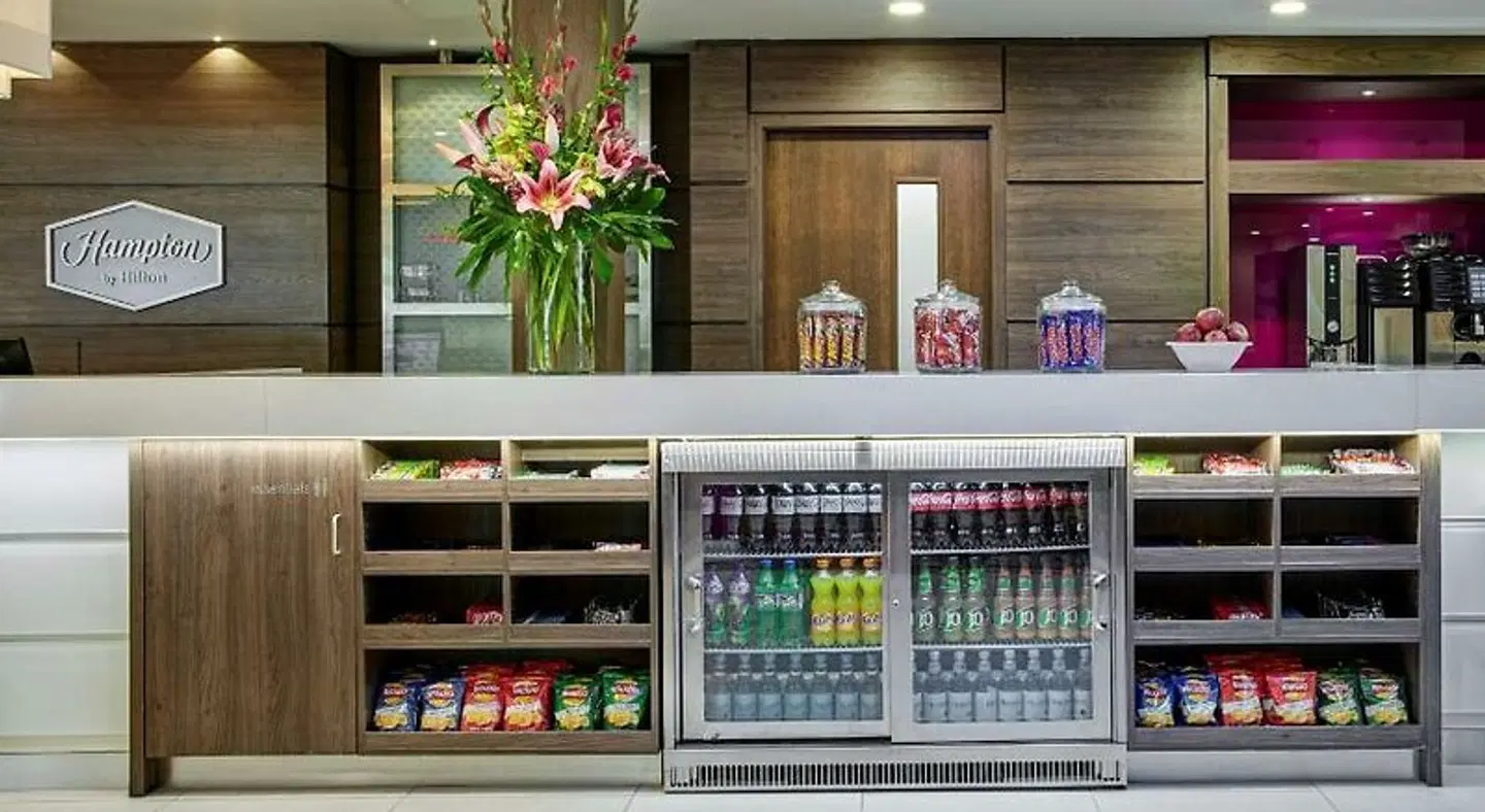 Hampton by Hilton Bristol City Centre LOUNGE_LOBBY