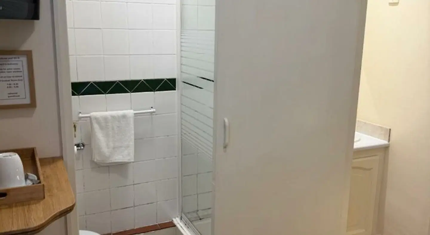 Oakwood Badezimmer