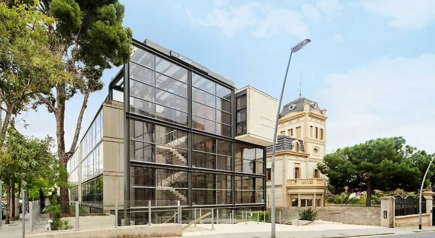 Ikonik Anglí EXTERIOR