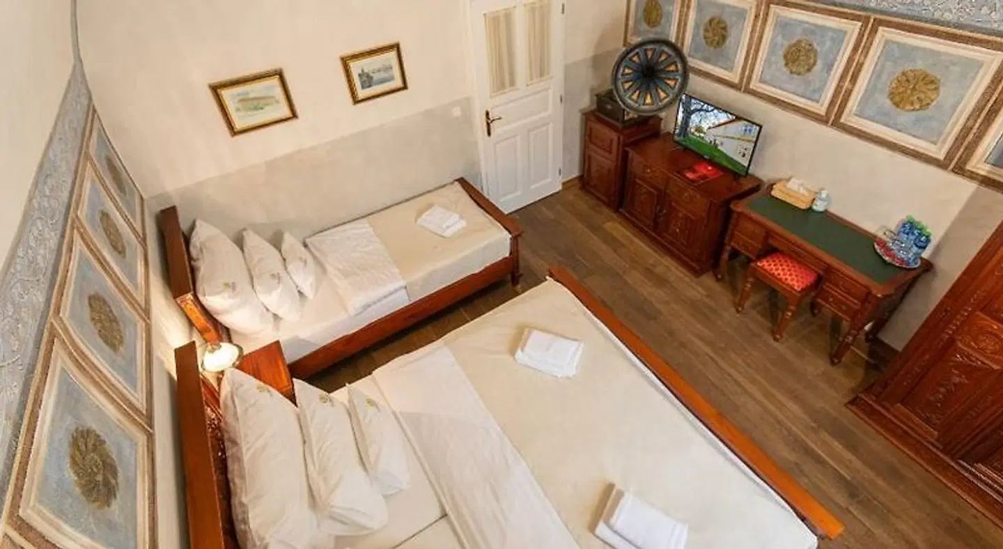 Loreta Hotel Badezimmer