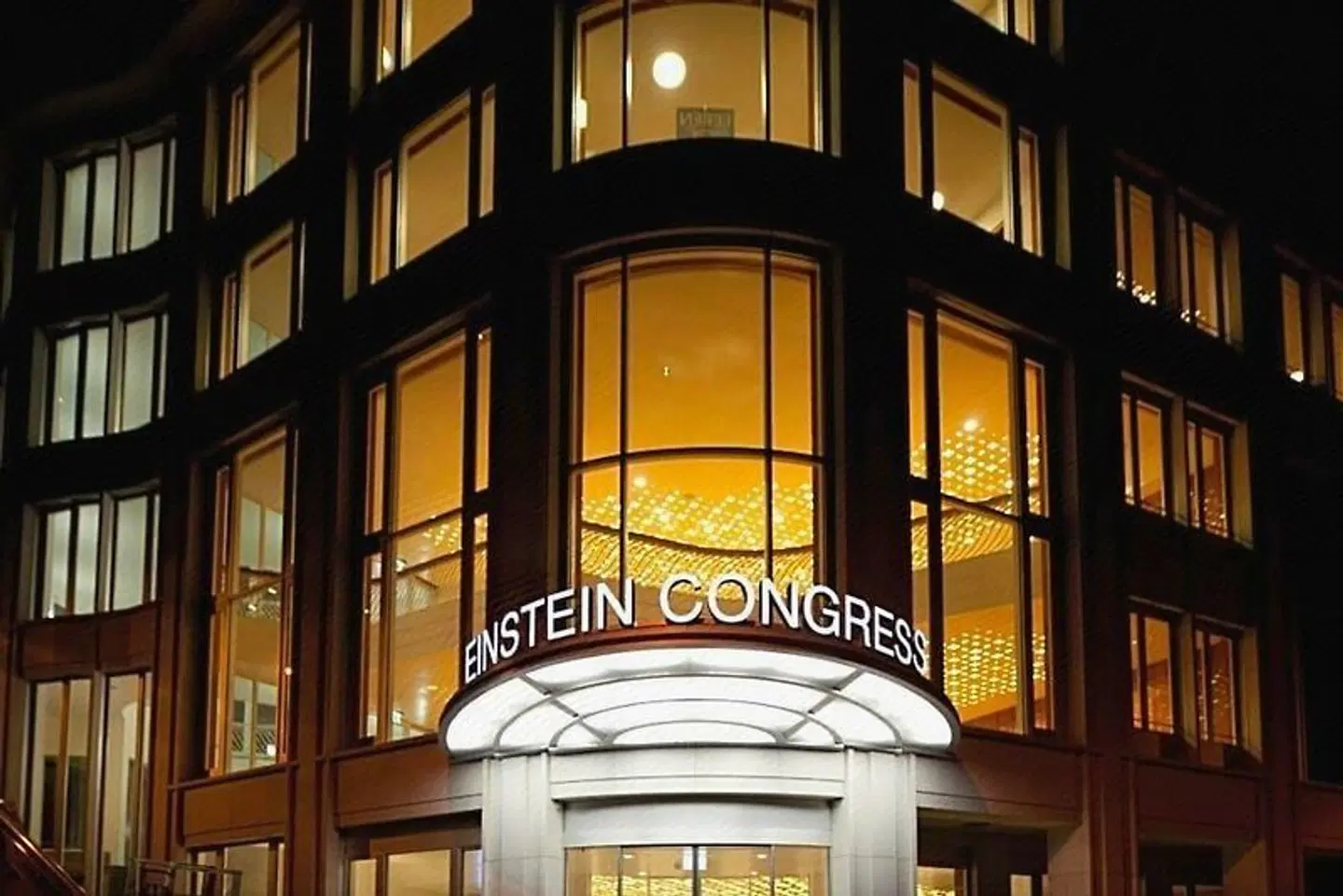 Einstein EXTERIOR