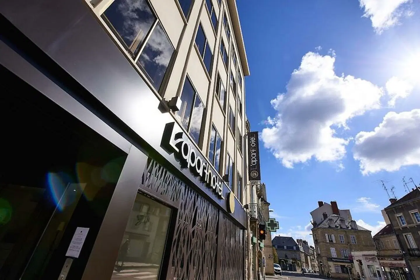 L'aparthoteL LhL EXTERIOR