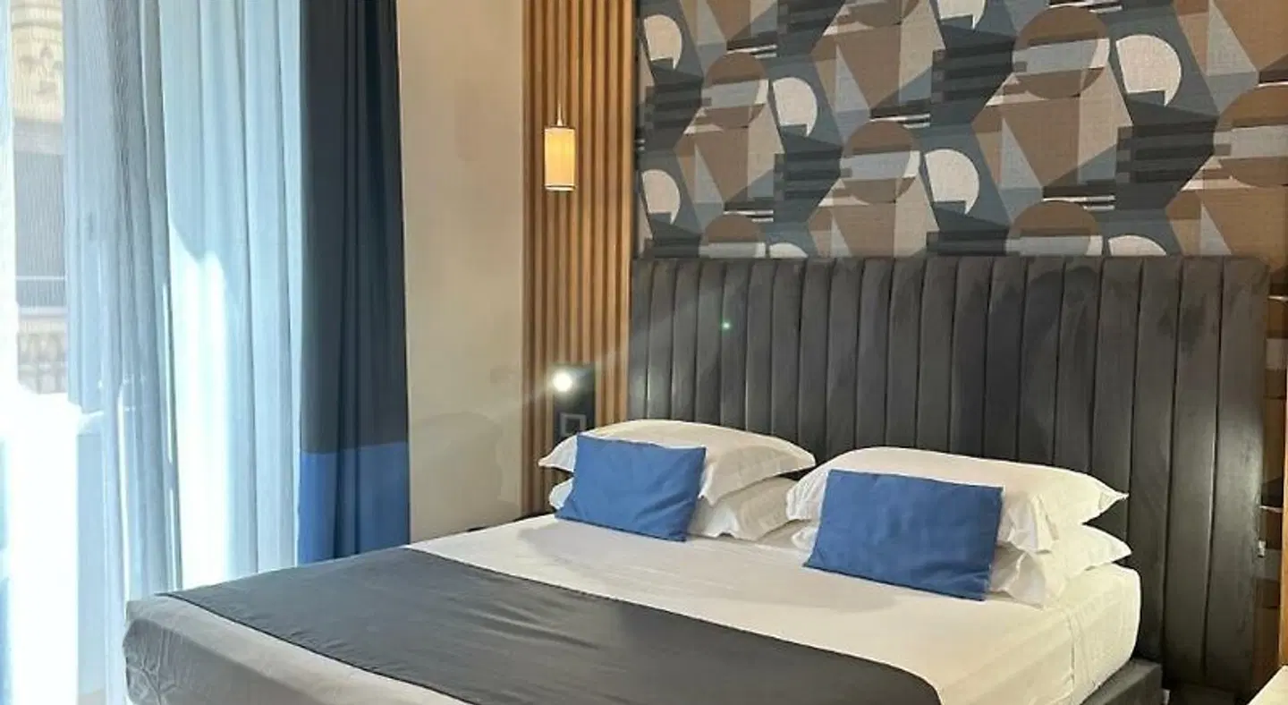 Patria ROOM_EXAMPLE