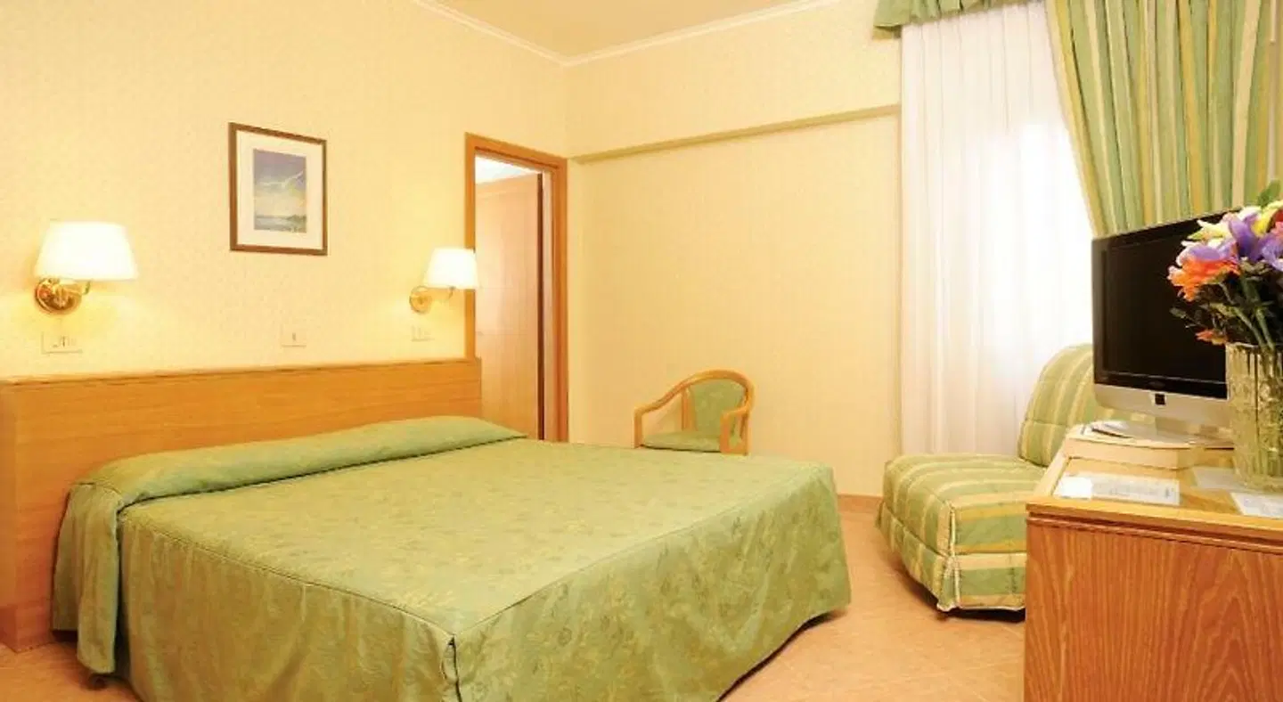 Patria ROOM_EXAMPLE