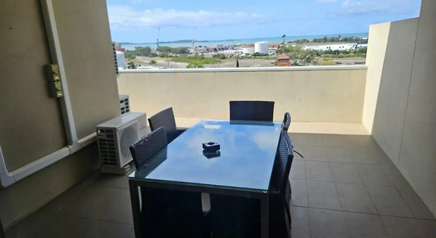 Gladstone City Central Apartment Hotel Terrasse