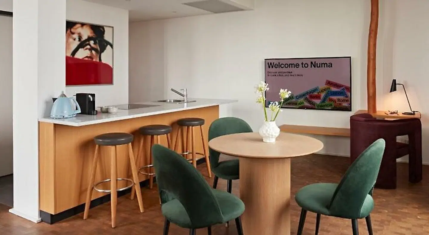numa | Drift Rooms & Apartments Bar