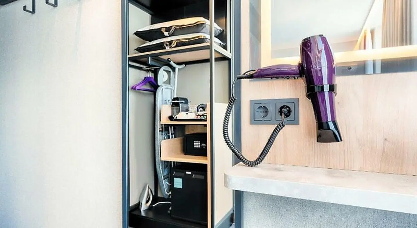 Premier Inn Hamburg St. Pauli hotel ROOM_EXAMPLE