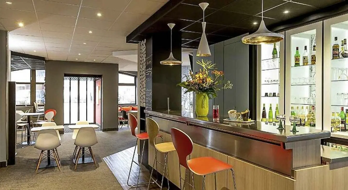 ibis Colmar Centre Bar