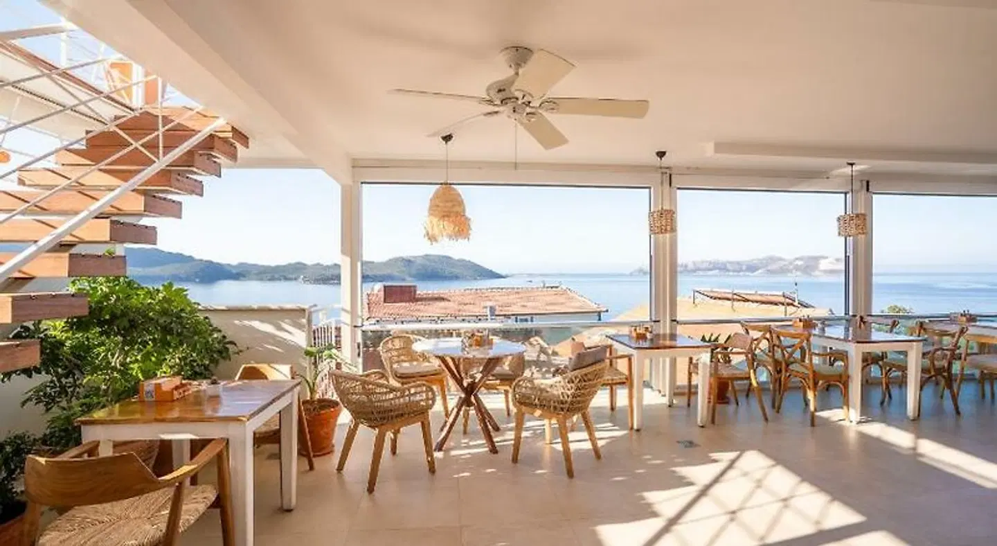 Hideaway Restaurant
