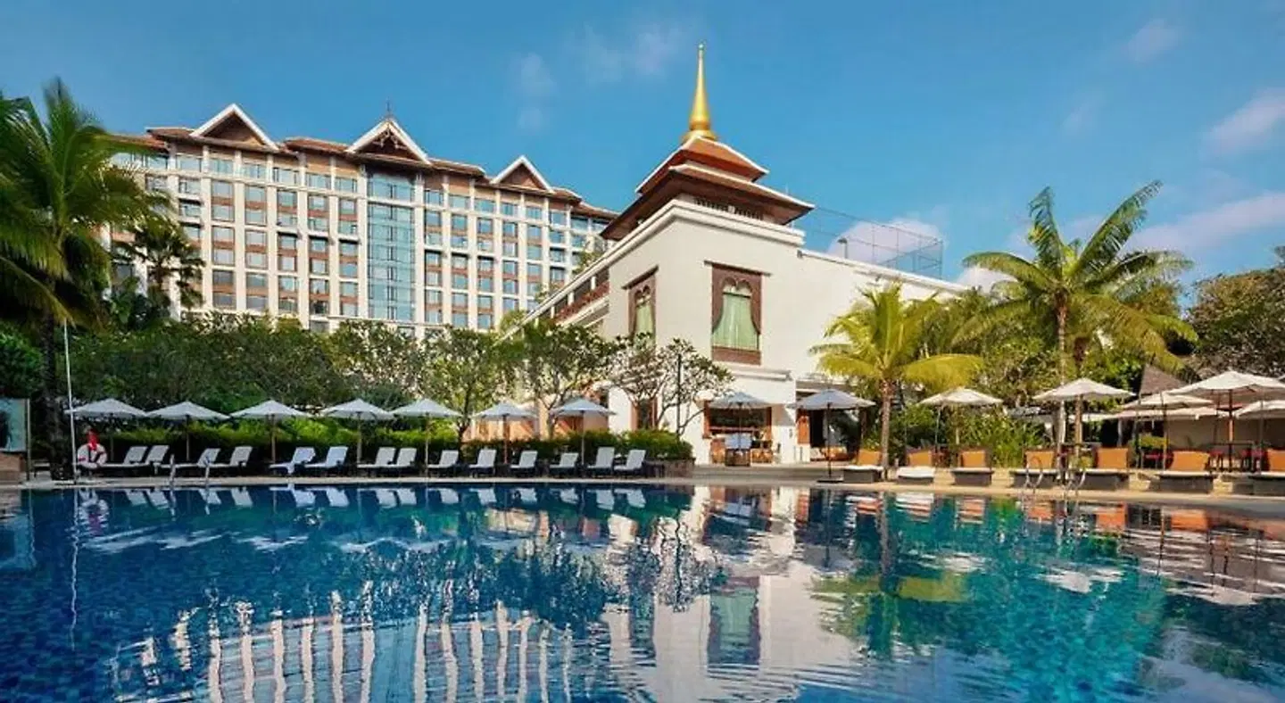 Shangri-La Hotel, Chiang Mai OUTDOOR_POOL