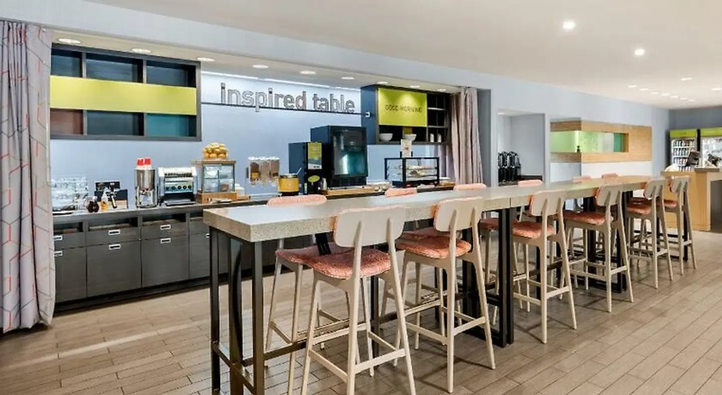 Home2 Suites by Hilton Prattville Bar