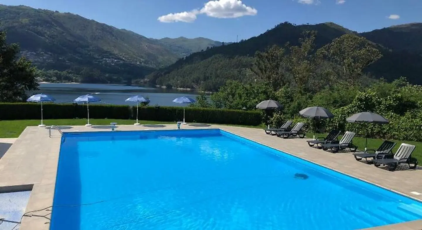 Eco Salvador OUTDOOR_POOL