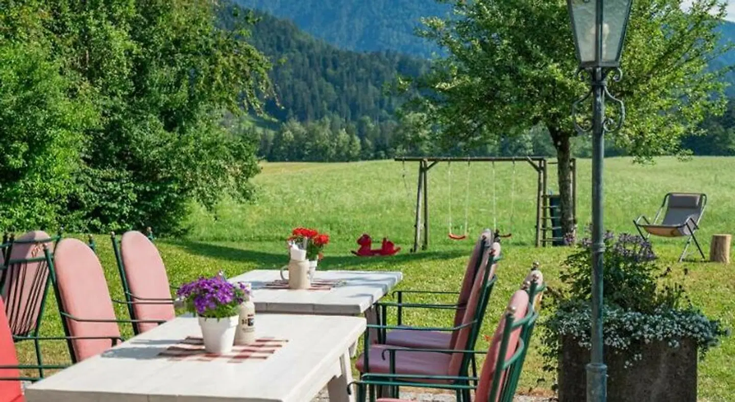 DEVA Villa Mittermaier Garten