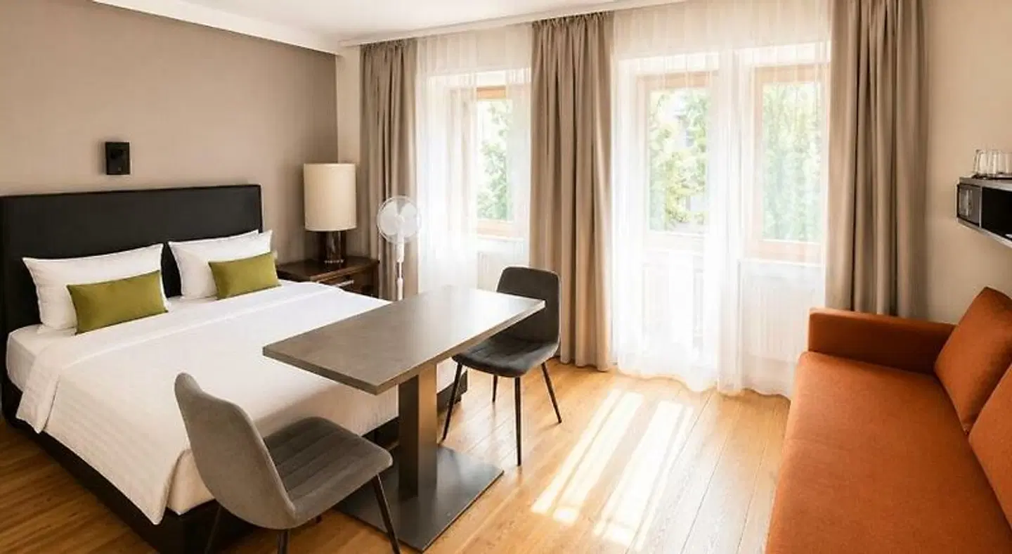 Hotel Adele ROOM_EXAMPLE