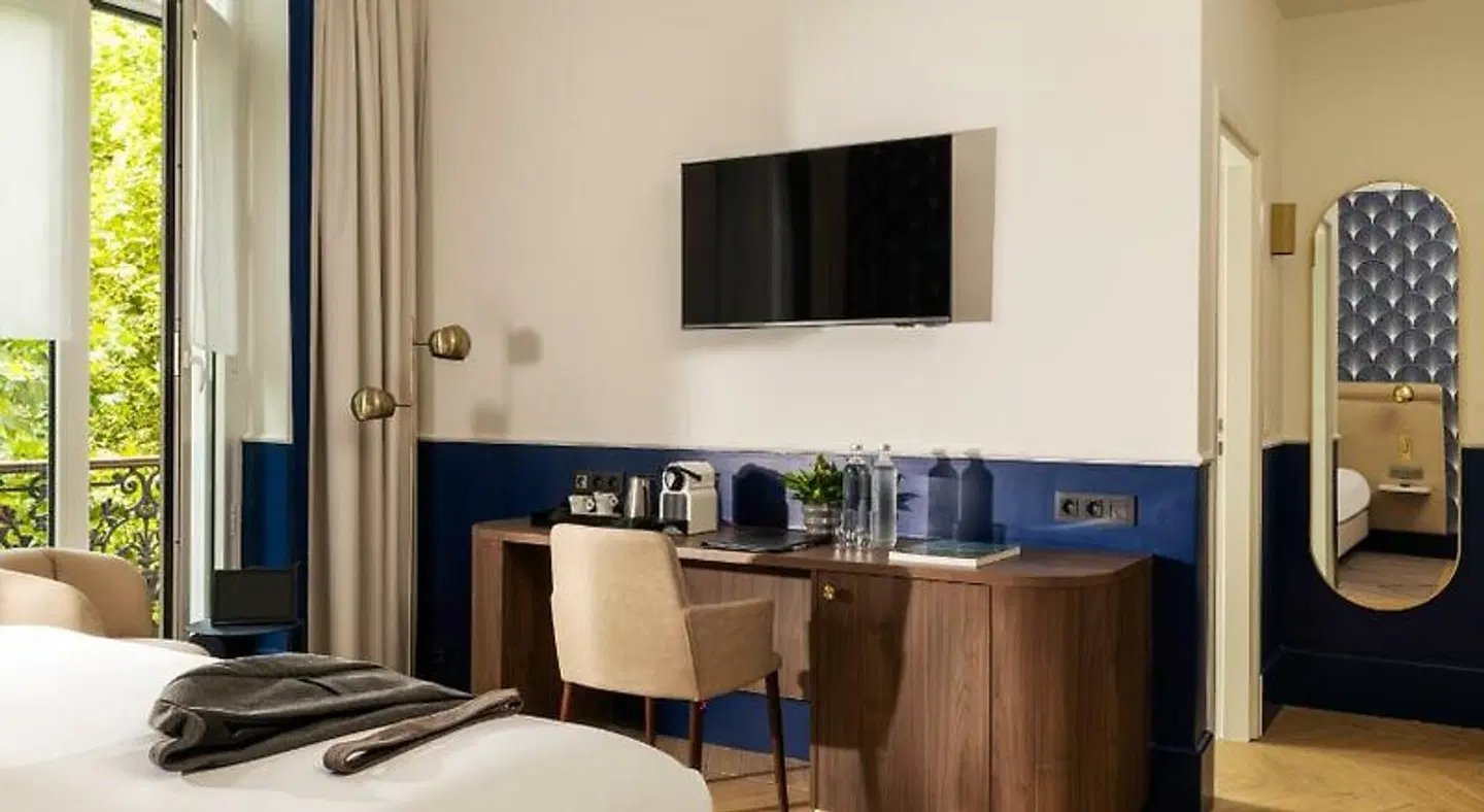 The Augustin ROOM_EXAMPLE
