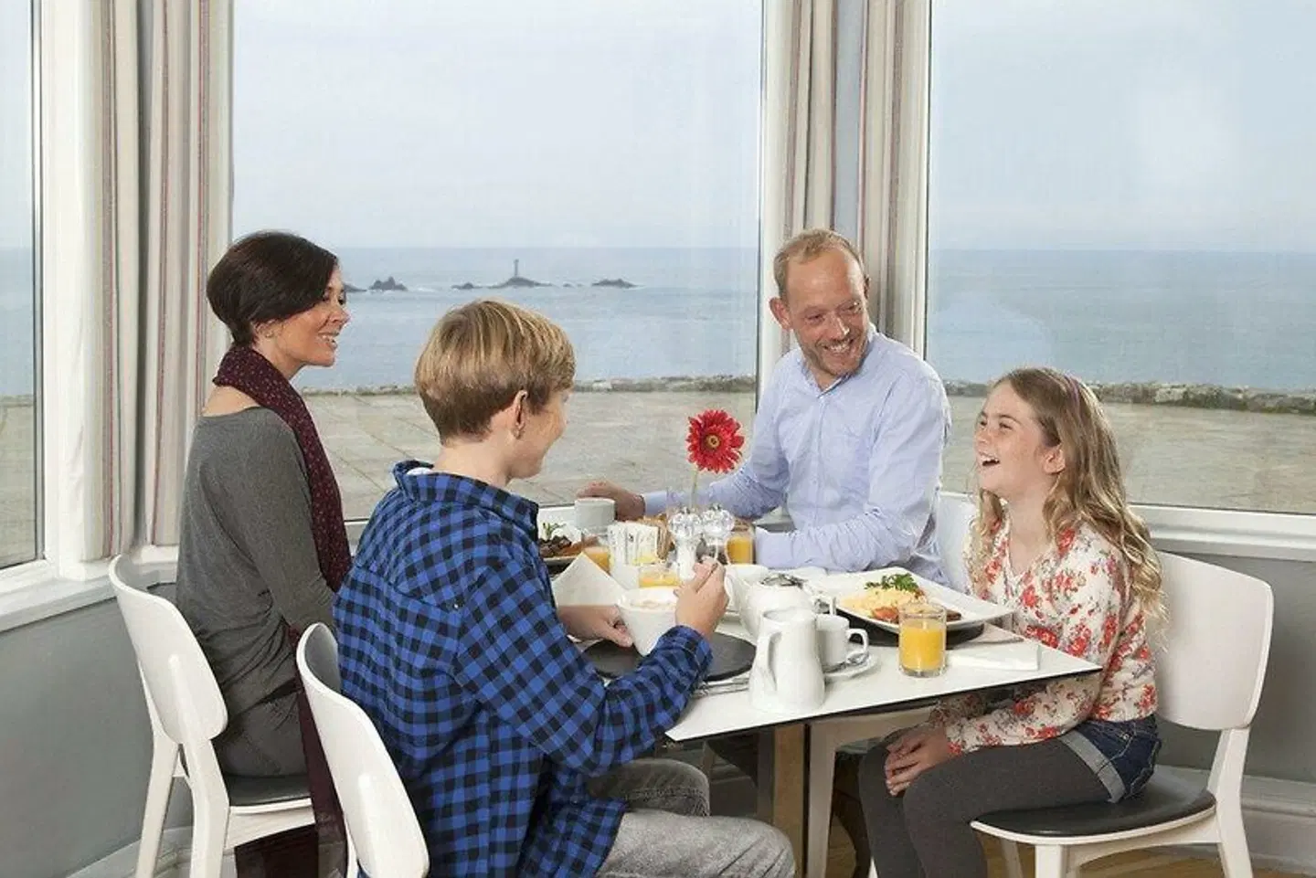 Land's End Hotel PEOPLE