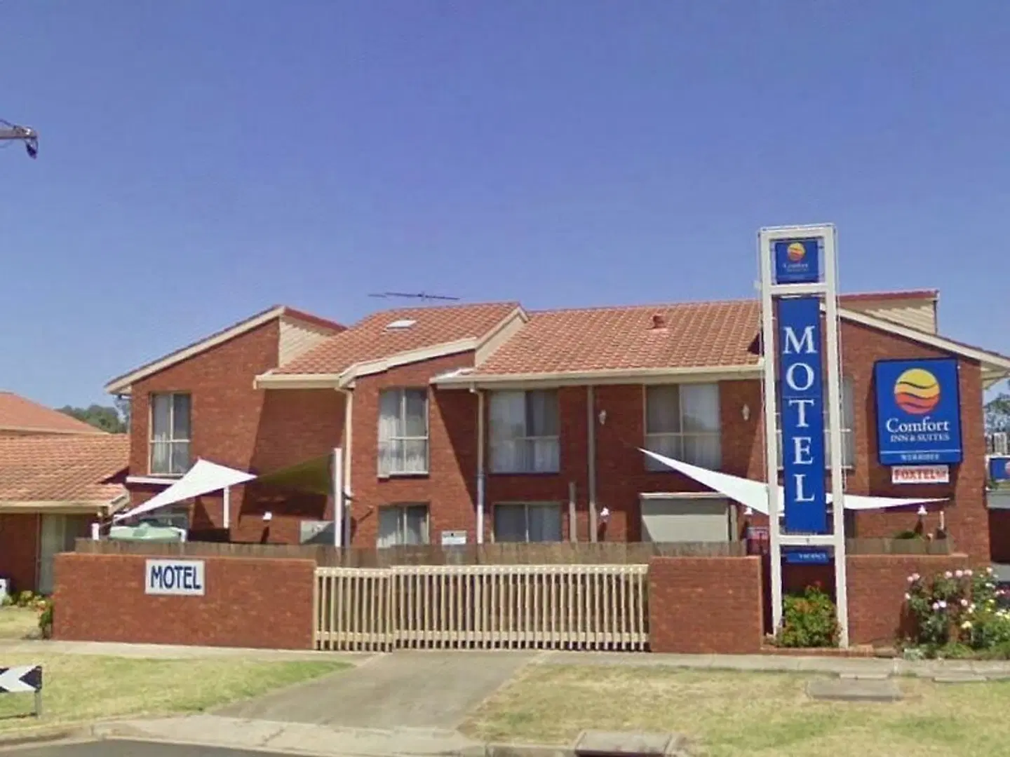 Werribee Motel & Apartments EXTERIOR