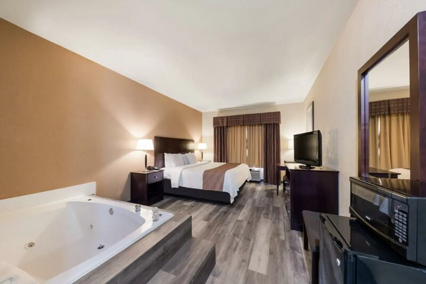 Motel 6 San Diego, CA - Downtown ROOM_EXAMPLE