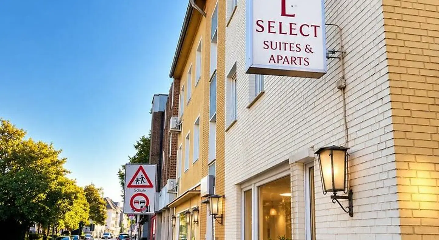 Hotel Select Suites & Aparts EXTERIOR