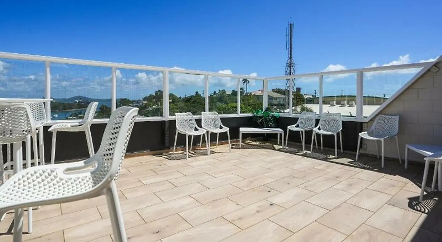 Gladstone Reef Hotel Motel Terrasse