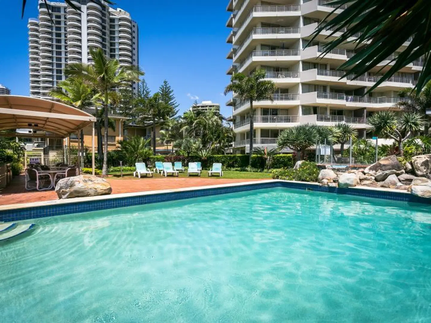Surfers Beachside Holiday Apartments OUTDOOR_POOL
