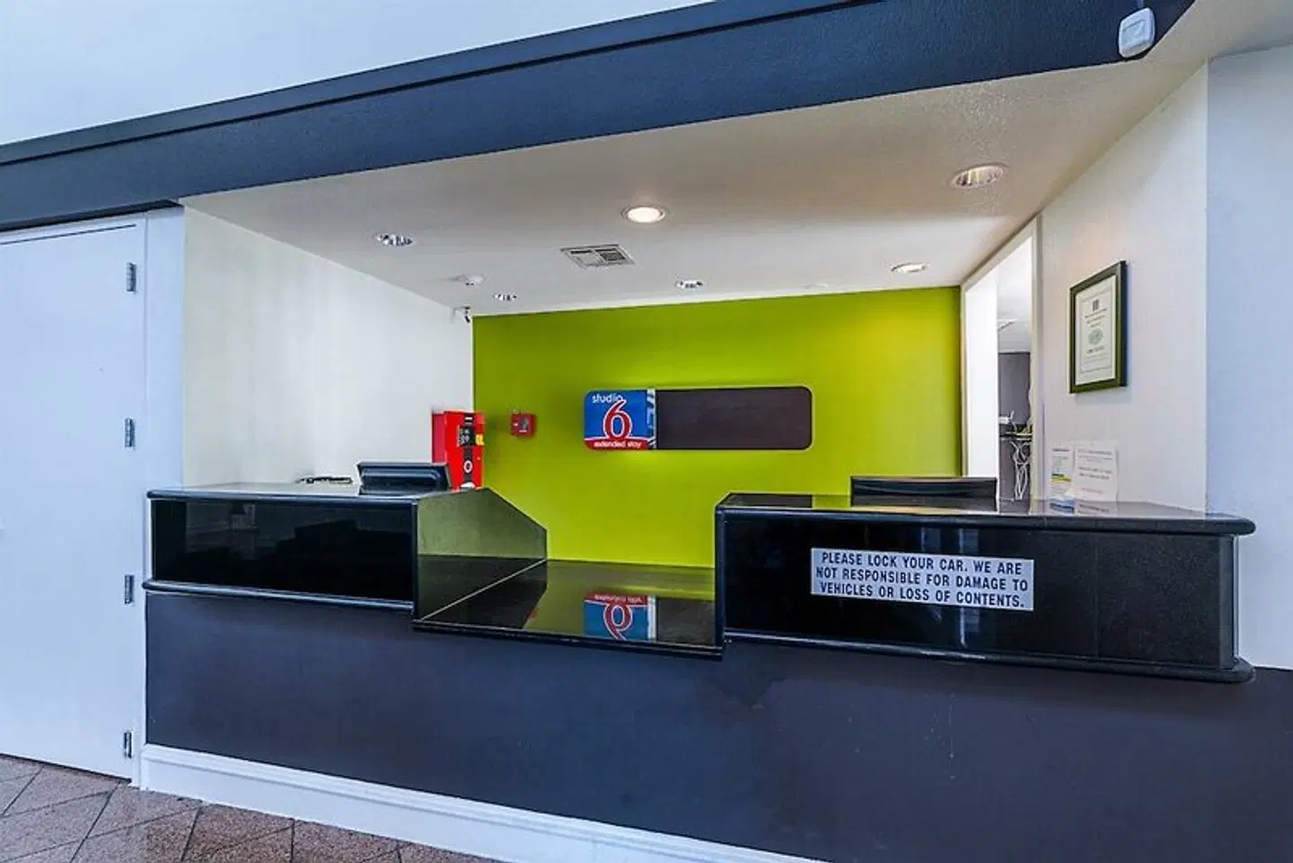 Studio 6 San Antonio, TX - Airport LOUNGE_LOBBY