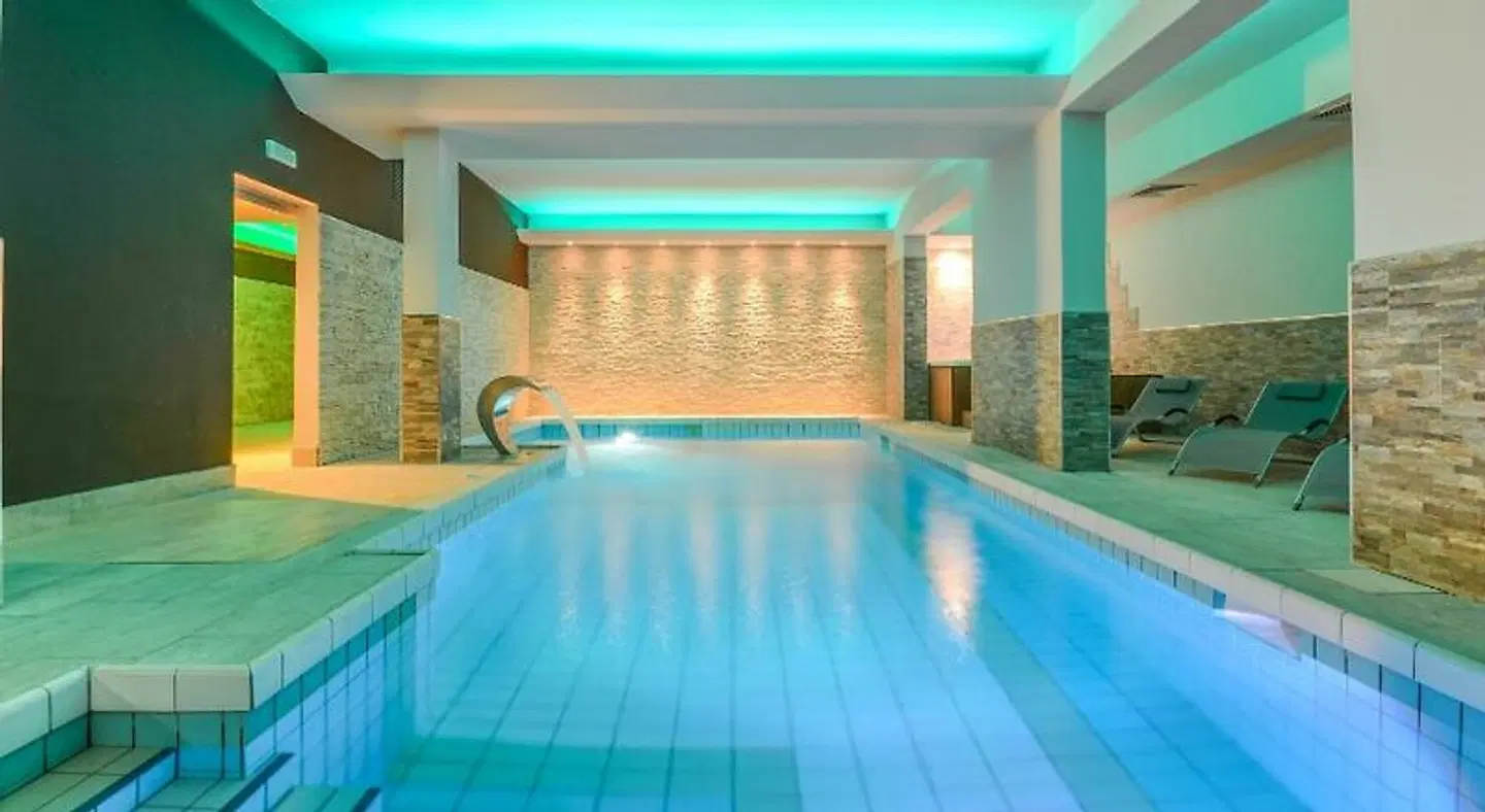 Hotel Oliveto Hallenbad