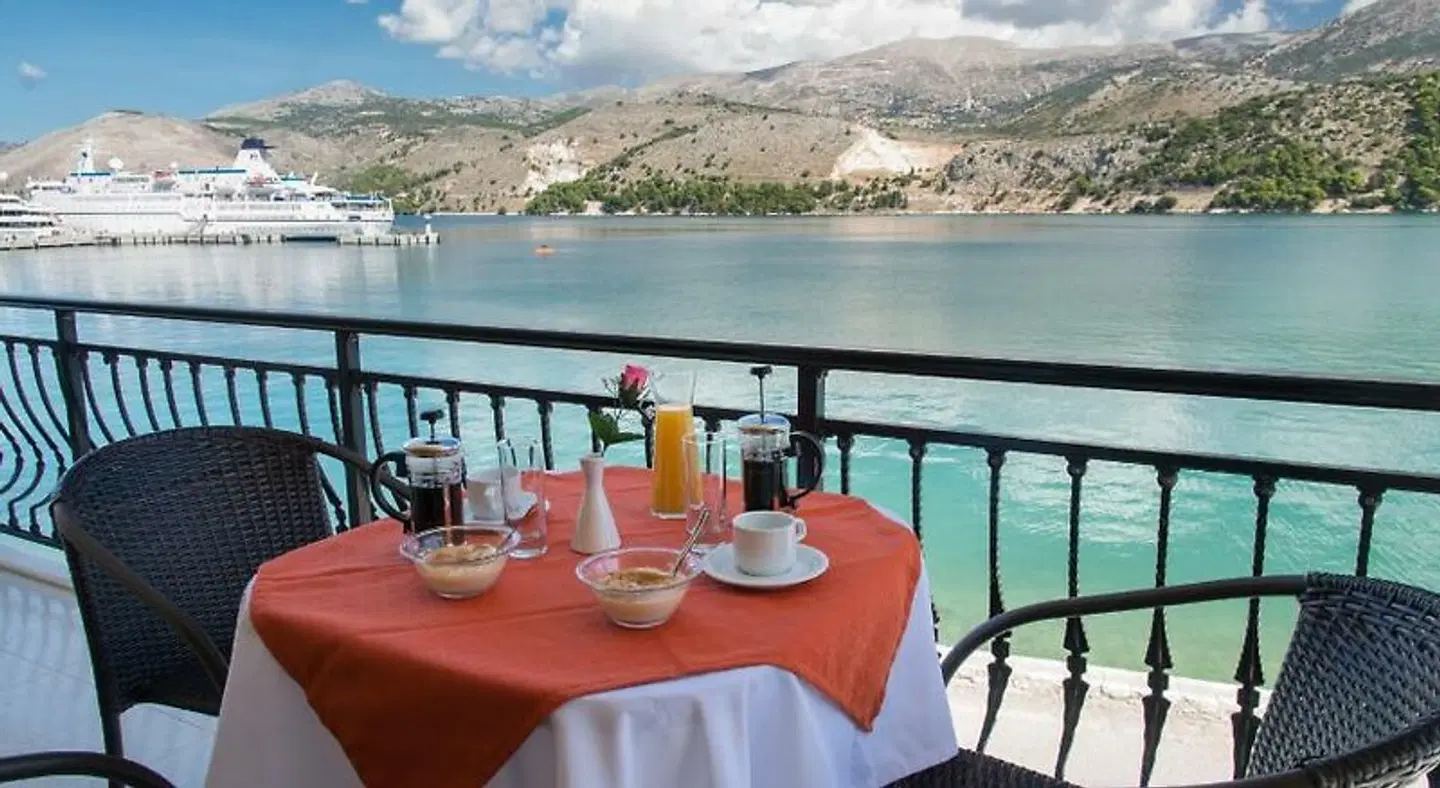 Aggelos Hotel Restaurant