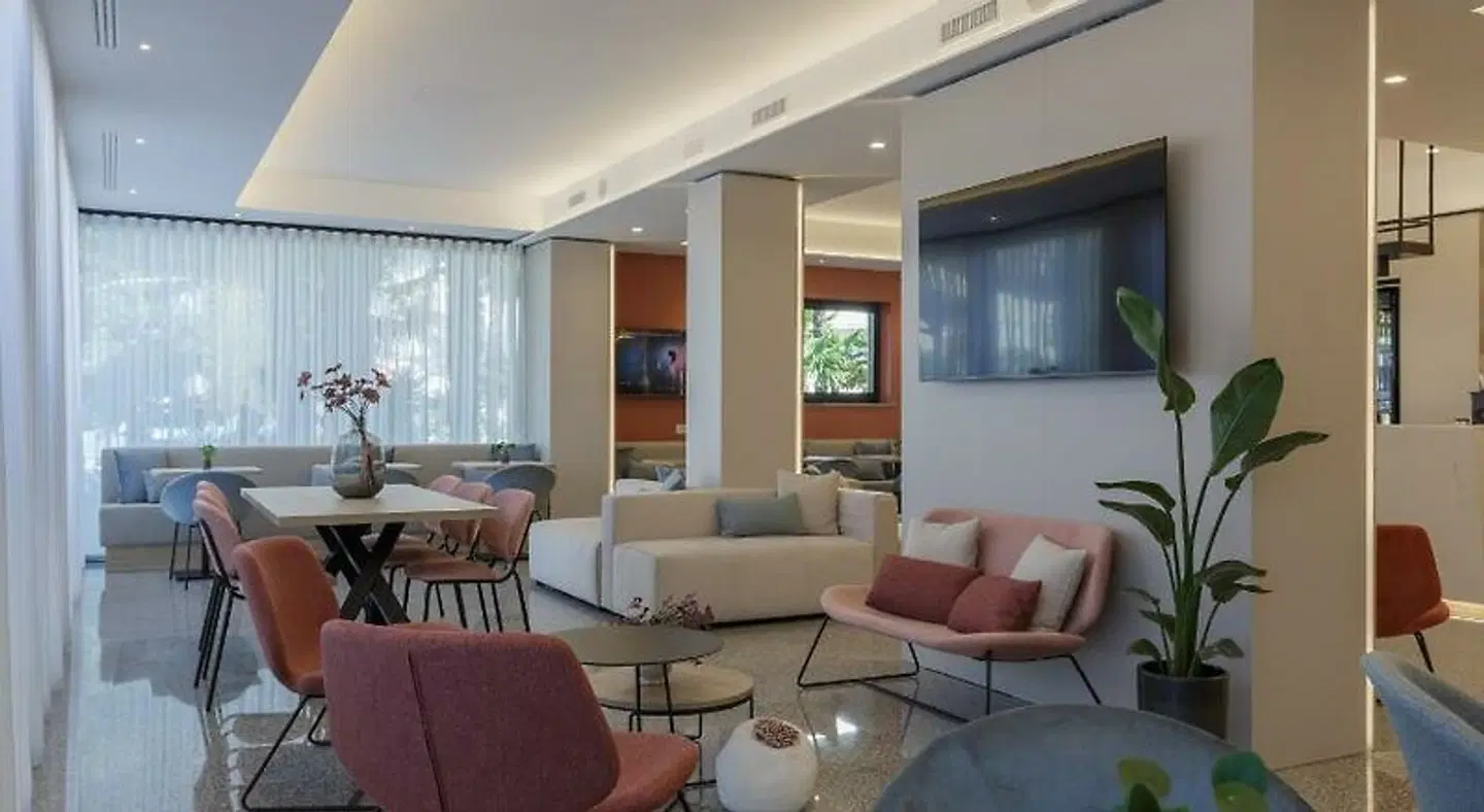 Riviera LOUNGE_LOBBY