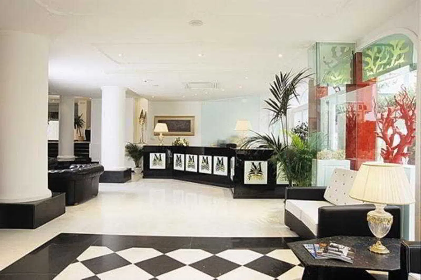 M Glamour Hotel LOUNGE_LOBBY